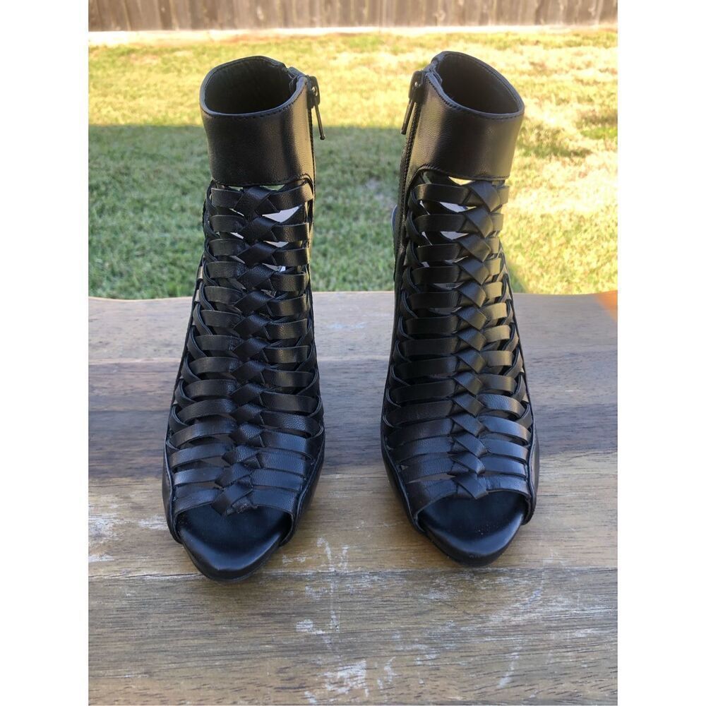 Gianni Bini Rigby heels Black Boots Size 5,5 M